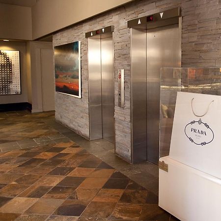 Hotel Arts YYC Esterno foto