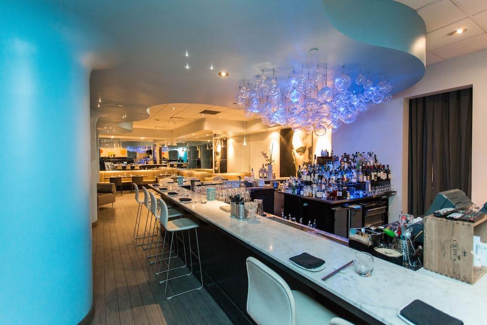 Hotel Arts YYC Esterno foto