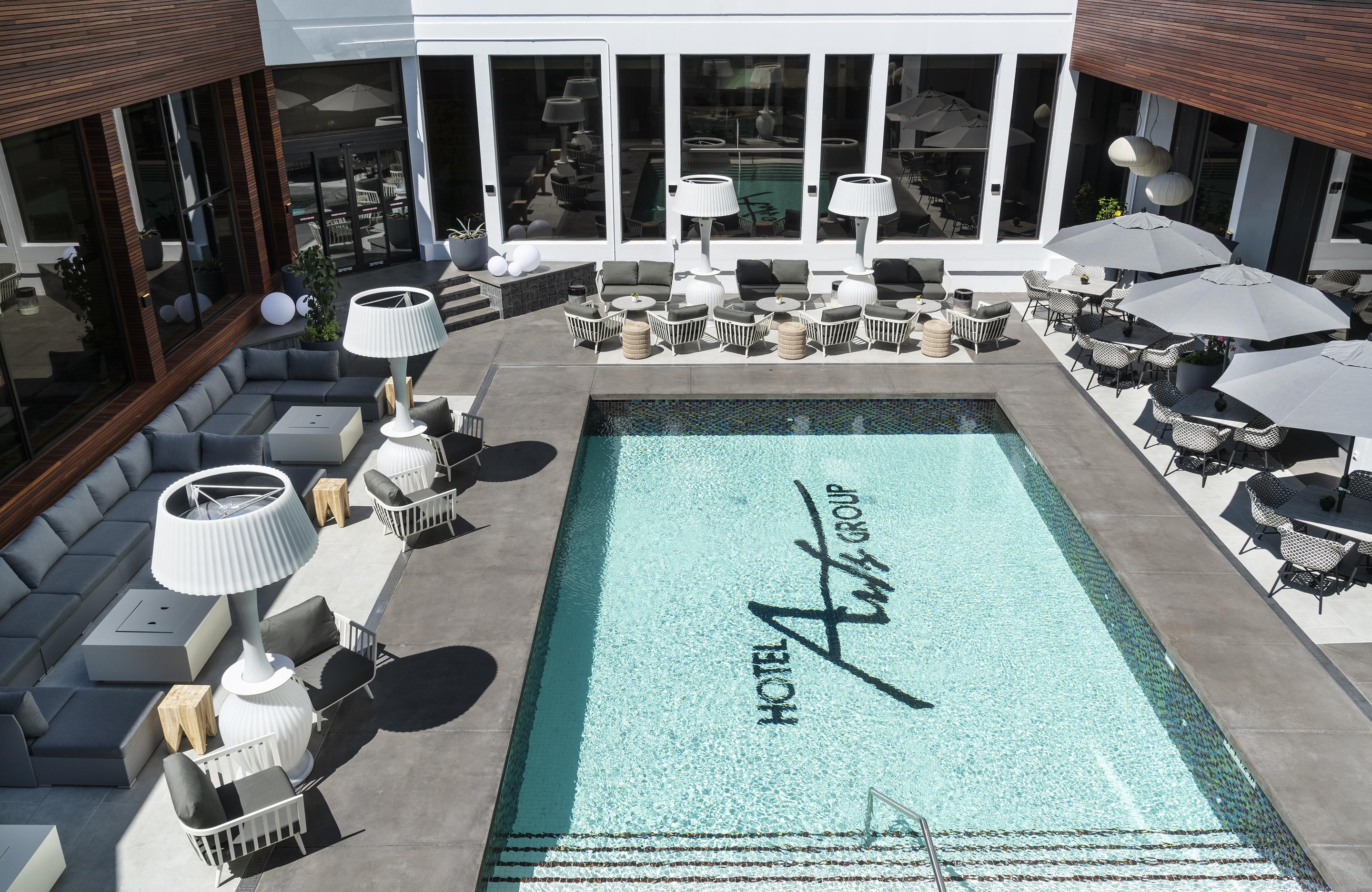 Hotel Arts YYC Esterno foto