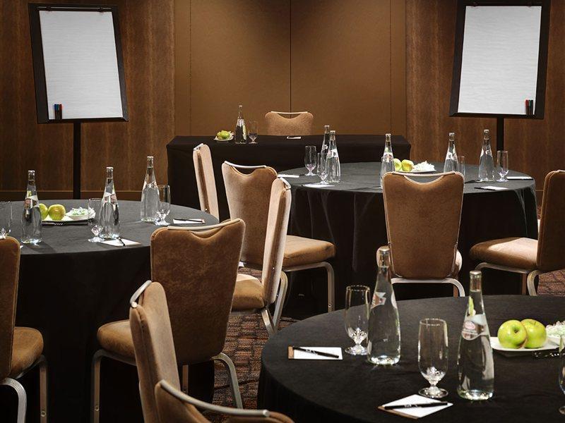 Hotel Arts YYC Esterno foto
