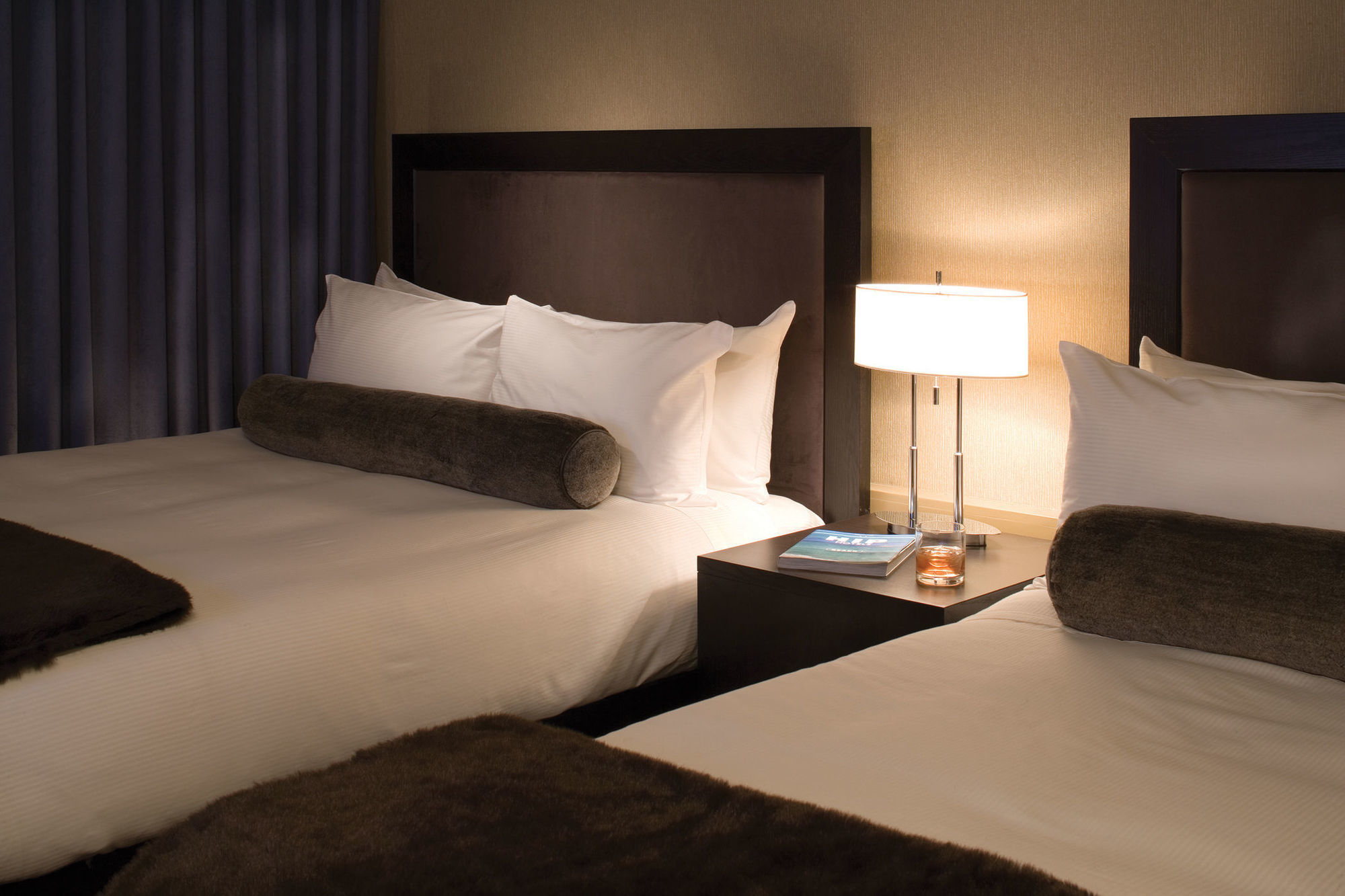 Hotel Arts YYC Esterno foto