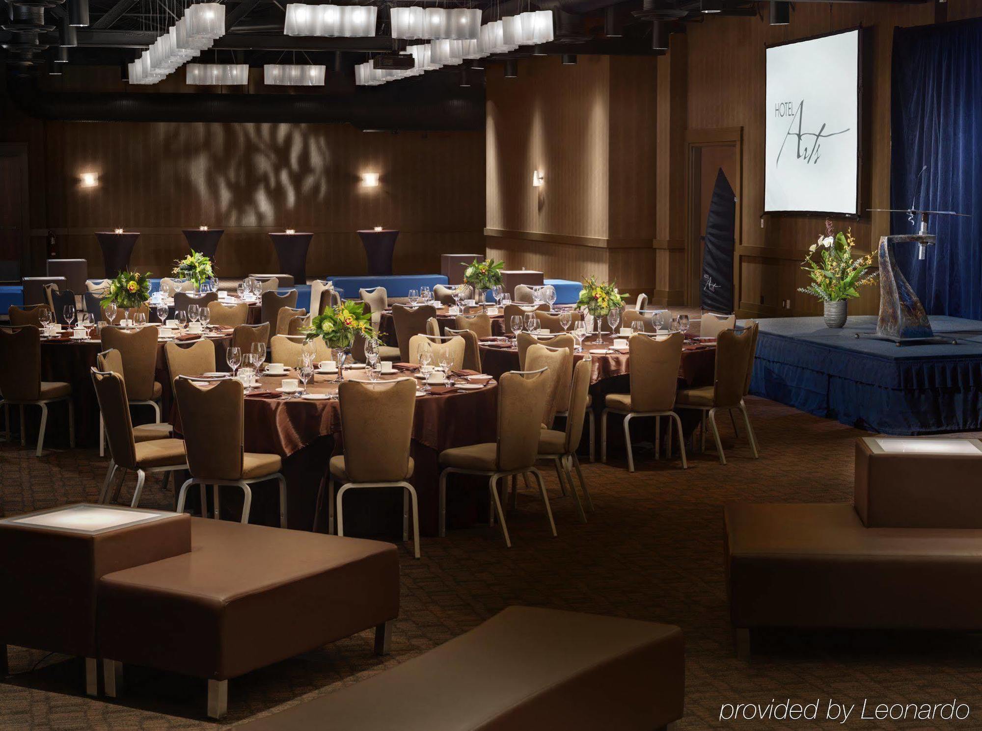 Hotel Arts YYC Esterno foto
