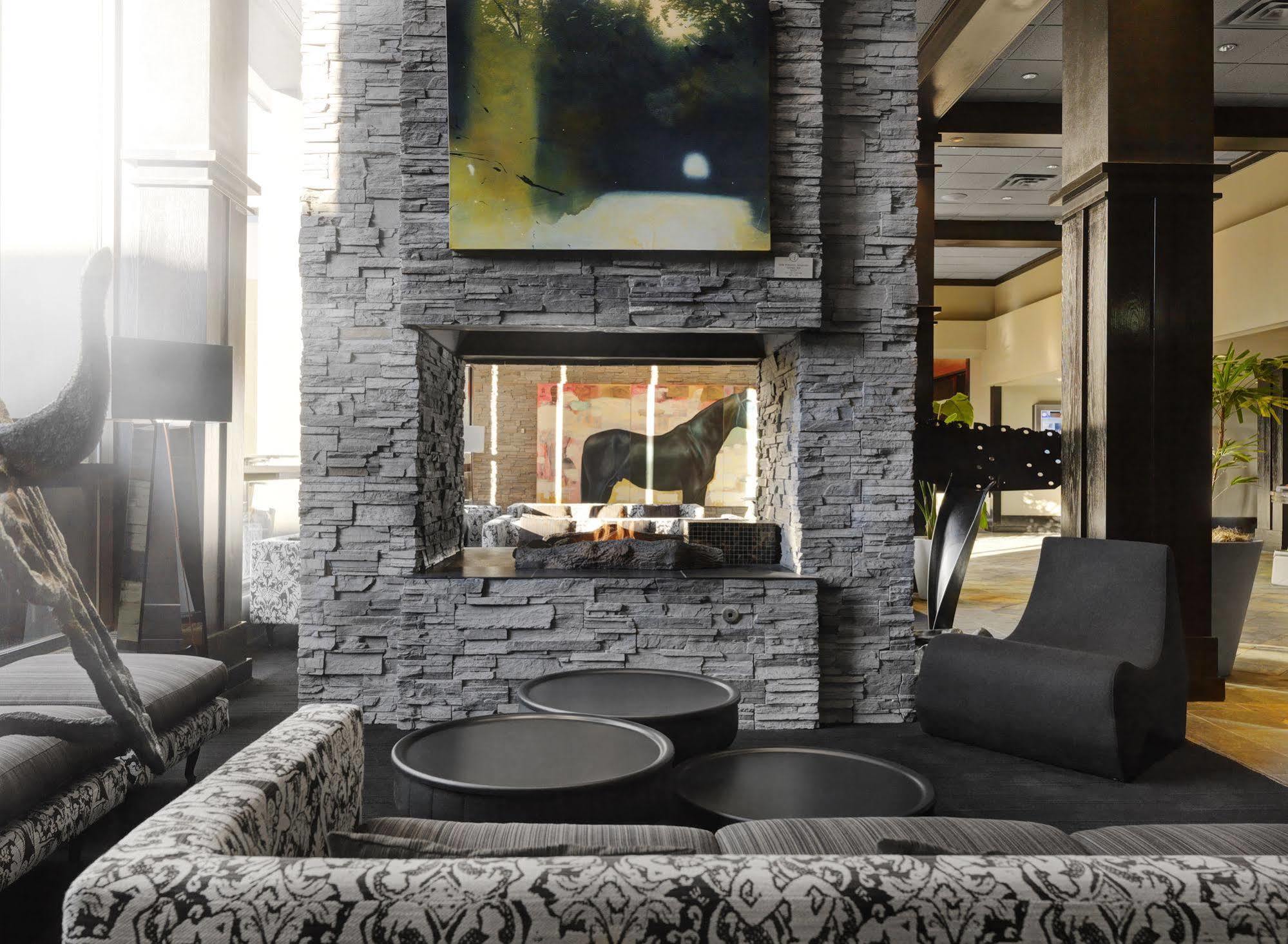 Hotel Arts YYC Esterno foto