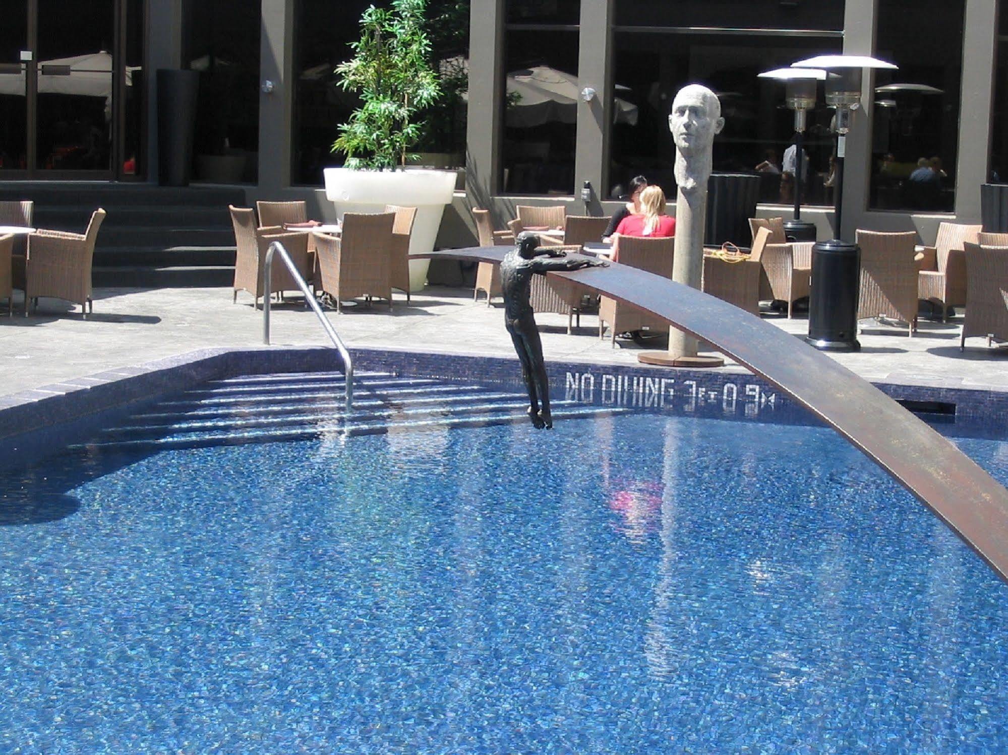 Hotel Arts YYC Esterno foto