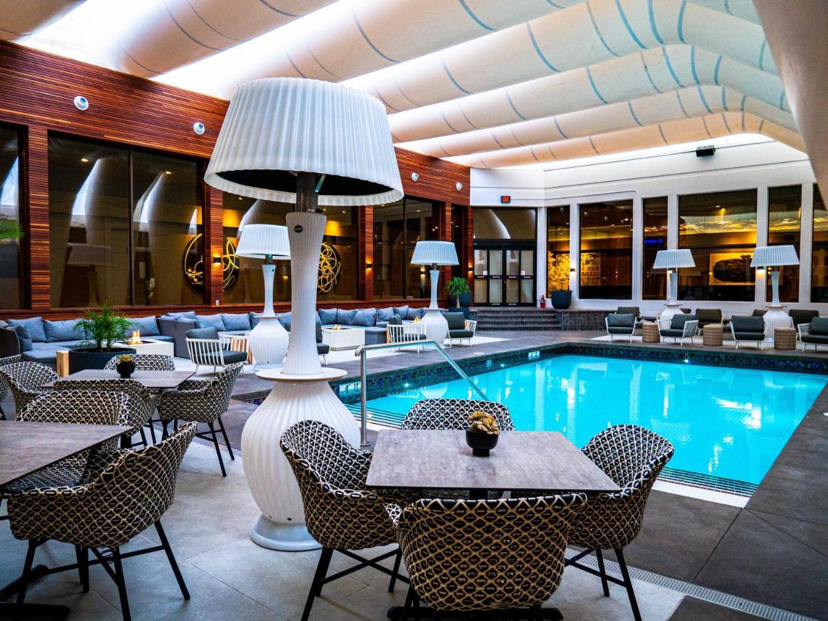 Hotel Arts YYC Esterno foto